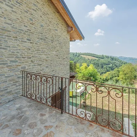 Casa Delle Pigne, Langhe Hills Feriehus Sinio