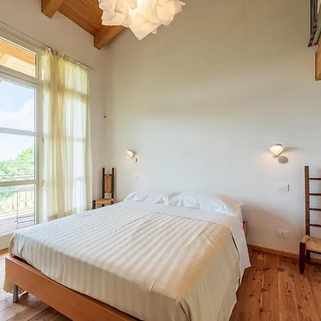 Casa Delle Pigne, Langhe Hills