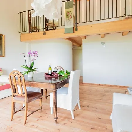 Feriehus Casa Delle Pigne, Langhe Hills Sinio