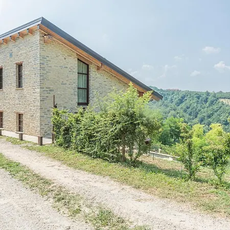 Casa Delle Pigne, Langhe Hills Feriehus
