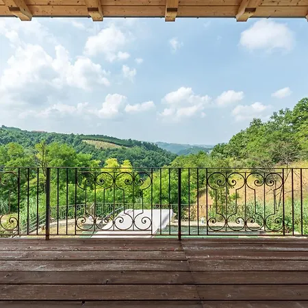 Casa Delle Pigne, Langhe Hills *